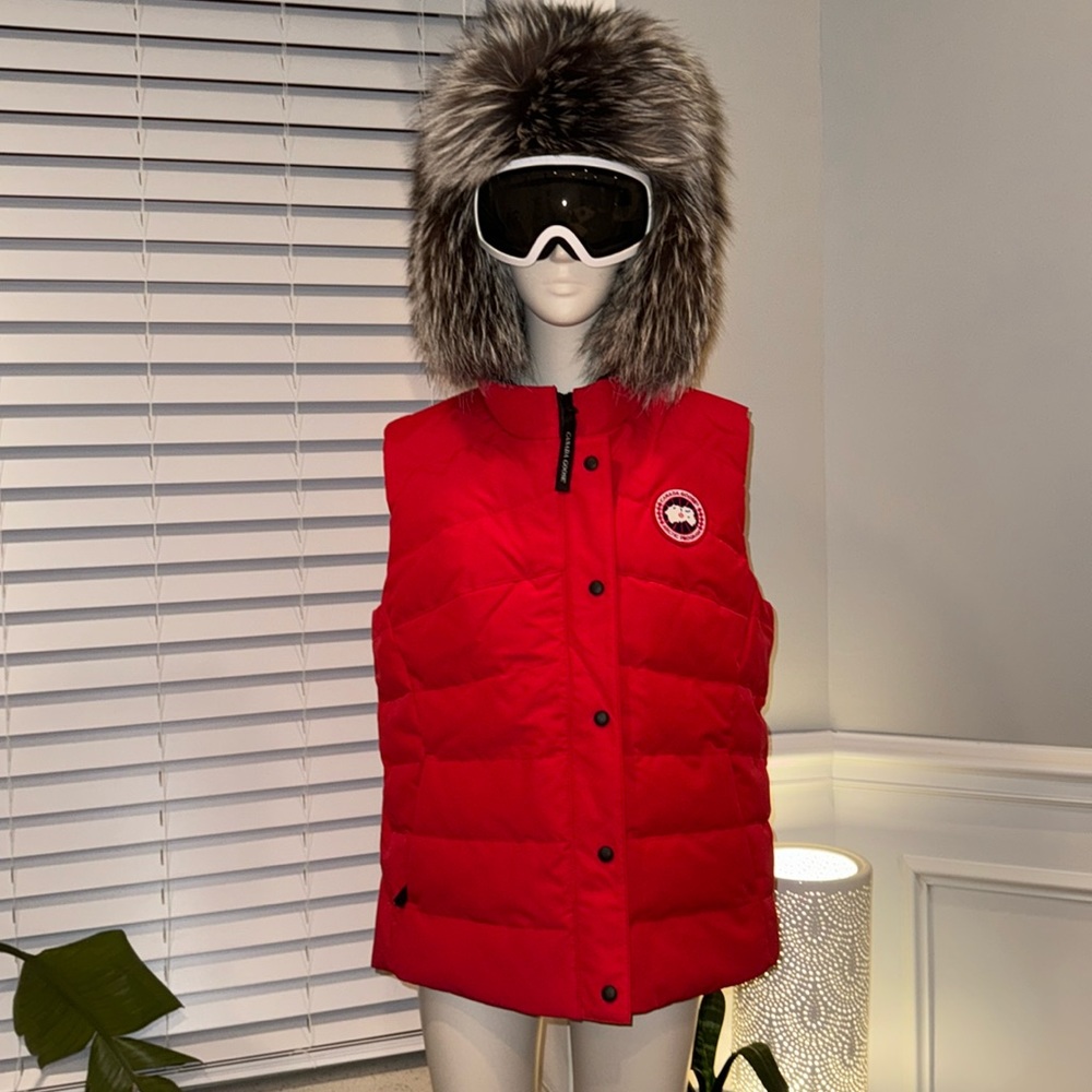 Brand new, Canada Goose, Women’s